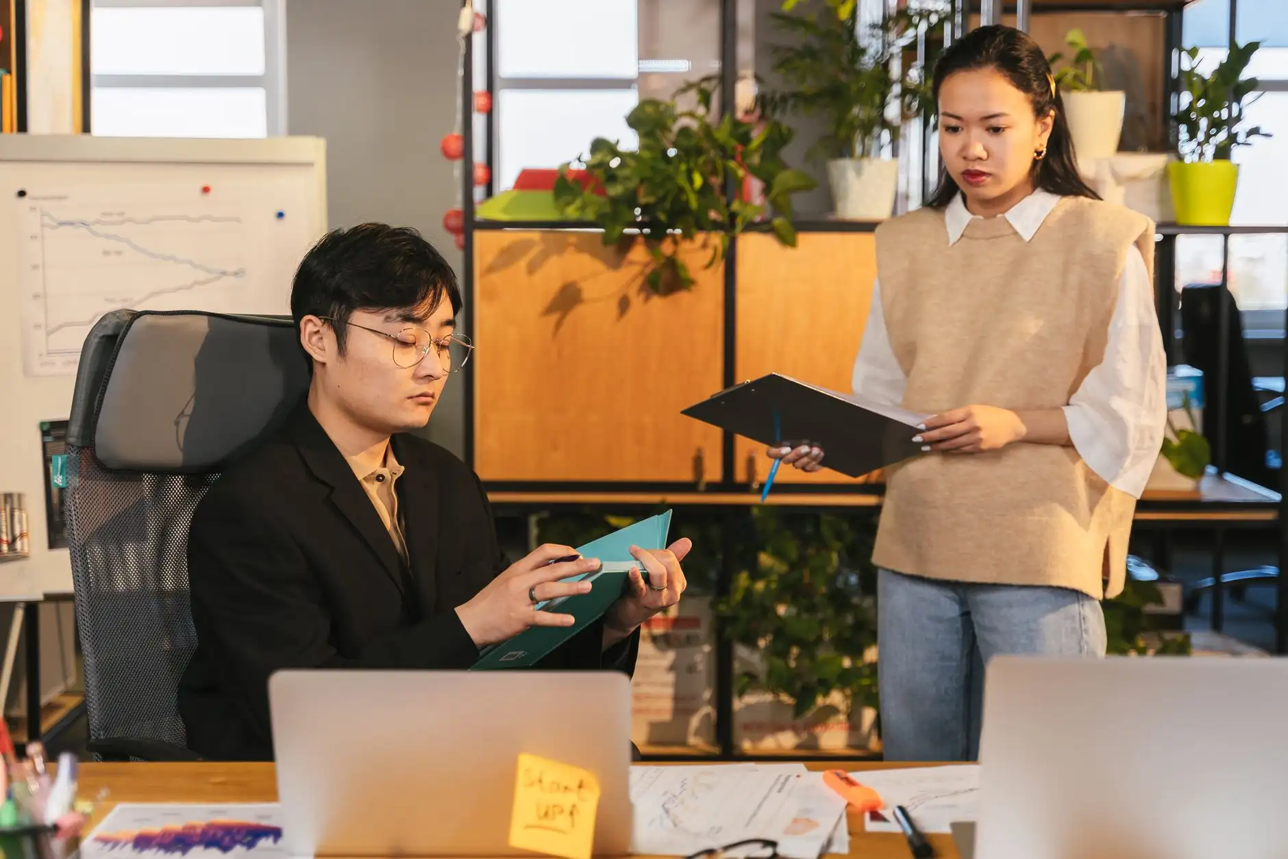 毛发移植中的毛囊提取技术演进与临床应用分析